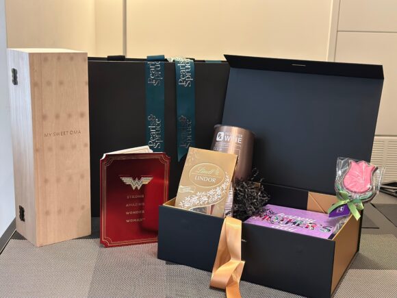 Mother’s Day box - Image 2
